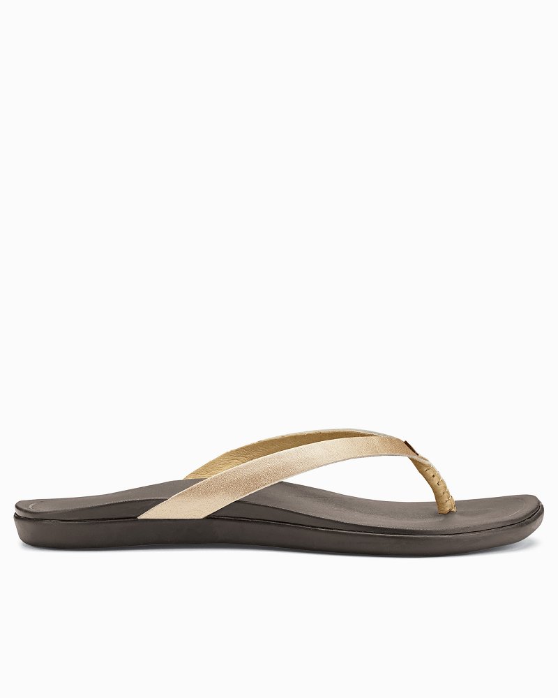 tommy bahama leather sandals