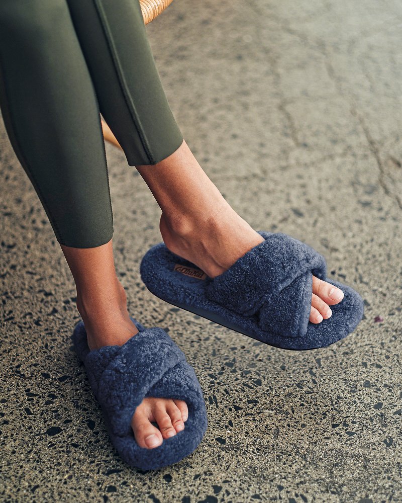 Women's OluKai® Hila Heu Slippers