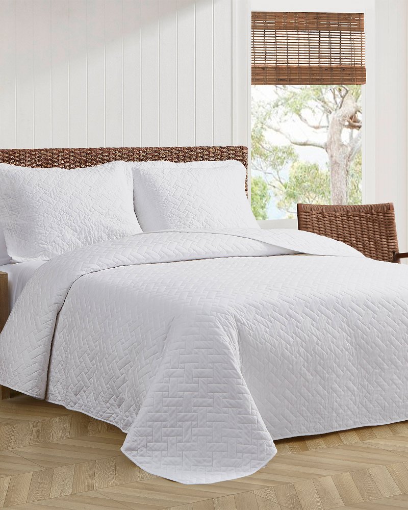 Baker's Bluff Queen Comforter/Sham Set