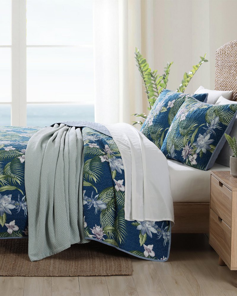 Tommy Bahama Palmday 3-Piece Blue Cotton Full/Queen Quilt Set