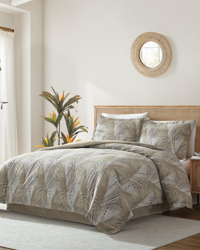 Thumbnail for Raffia Palms King Comforter Set