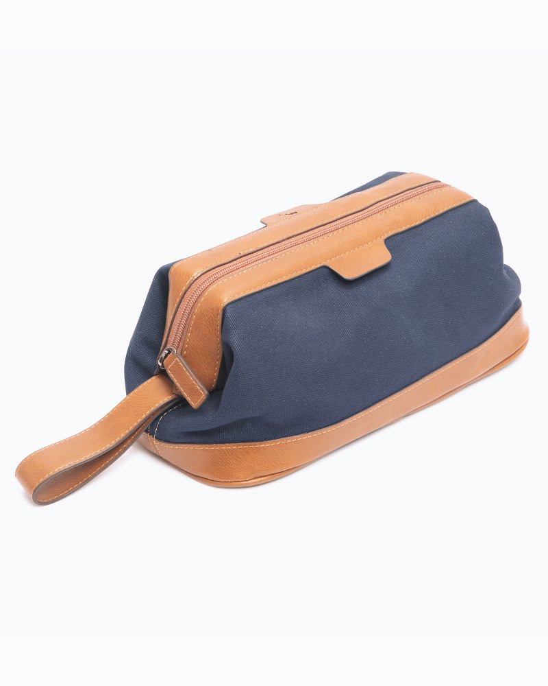 Thumbnail Image for Stakes Are Fly Dopp Kit