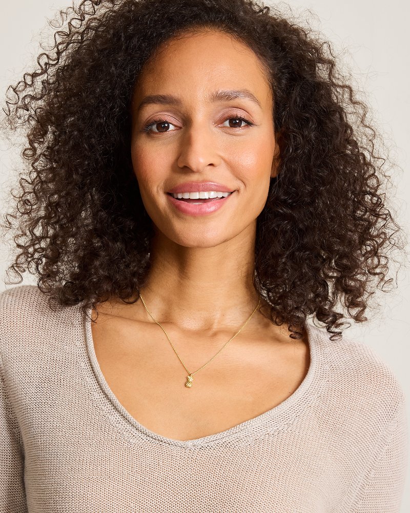 Sea La Vie Pineapple Pendant Necklace