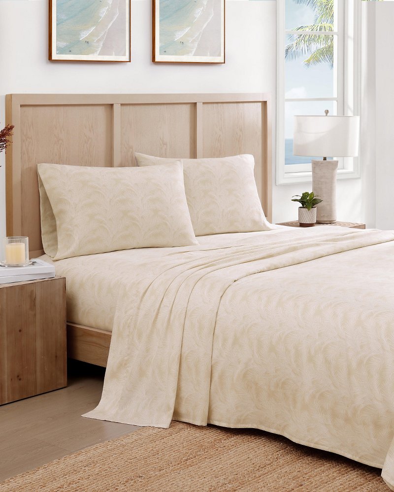 All Over Palms 4-Piece Queen Sheet Set