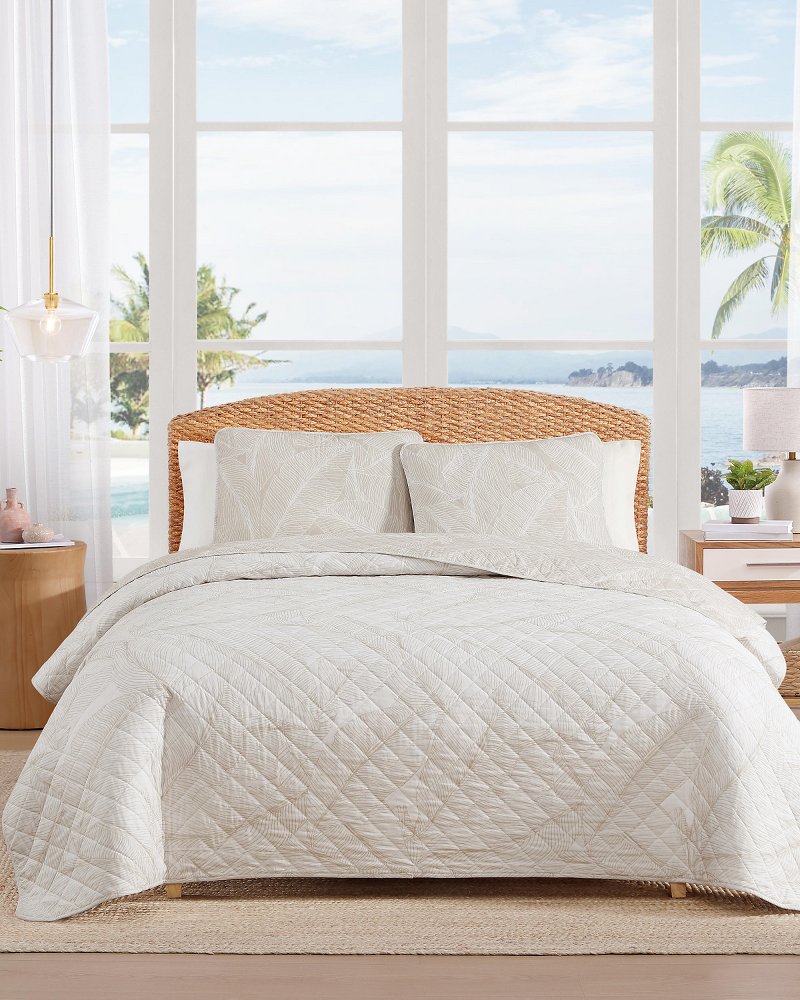 Pebble Palms 3-Piece King Quilt Set