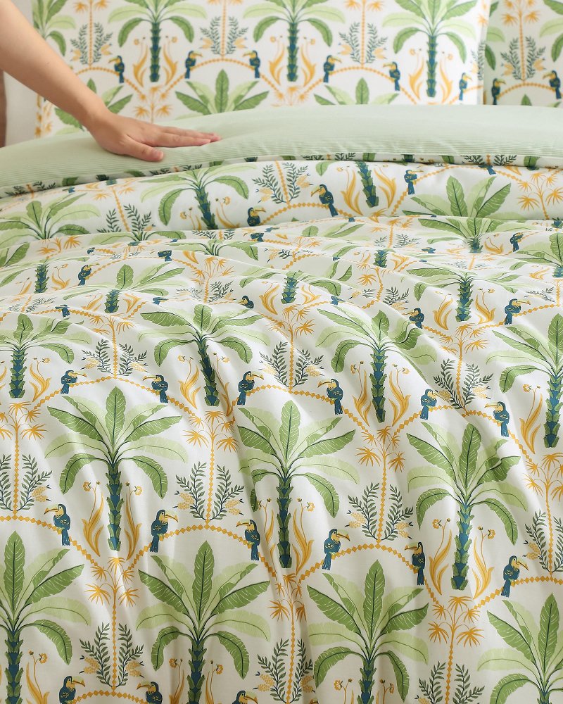 Mystic Palms Reversible 3-Piece Full/Queen Comforter Set thumbnail 3