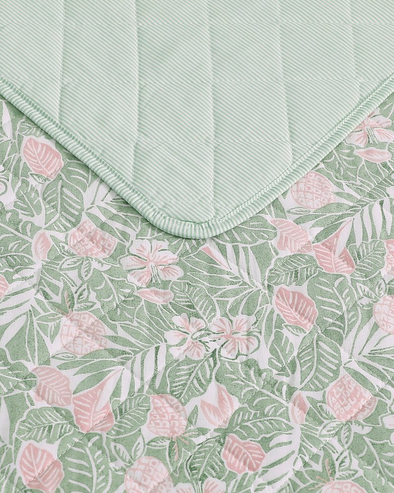 Pineapple Bloom 3-Piece King Quilt Set thumbnail 3