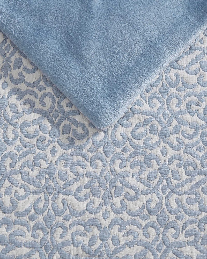 Mirage Medallion Throw Blanket