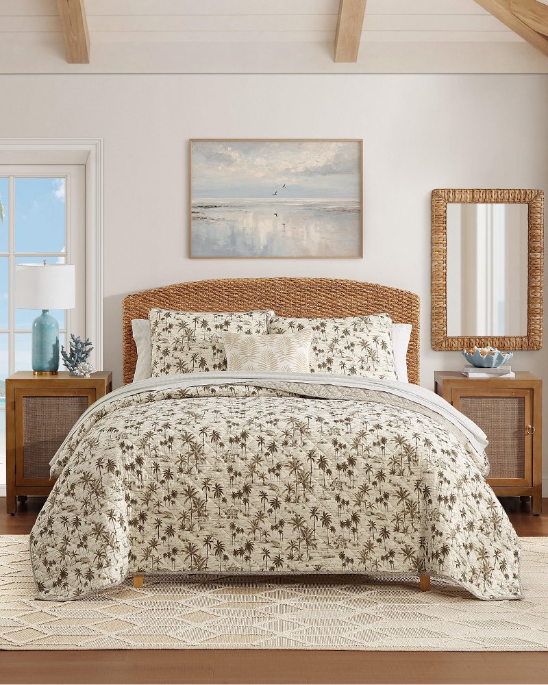 Surfside Reversible 3-Piece Full/Queen Quilt Set