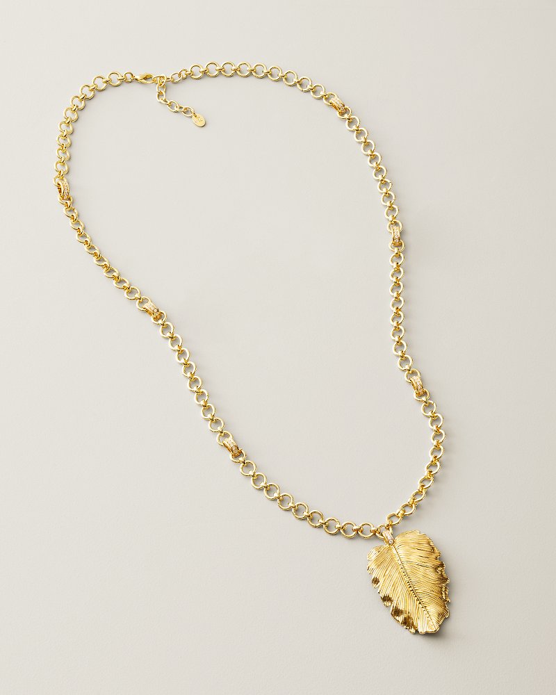 Porto Pearl Long Palm Pendant Necklace