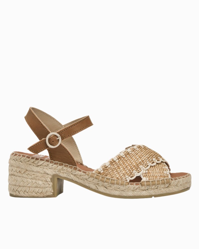 André Assous Calista Cuero Heeled Sandals