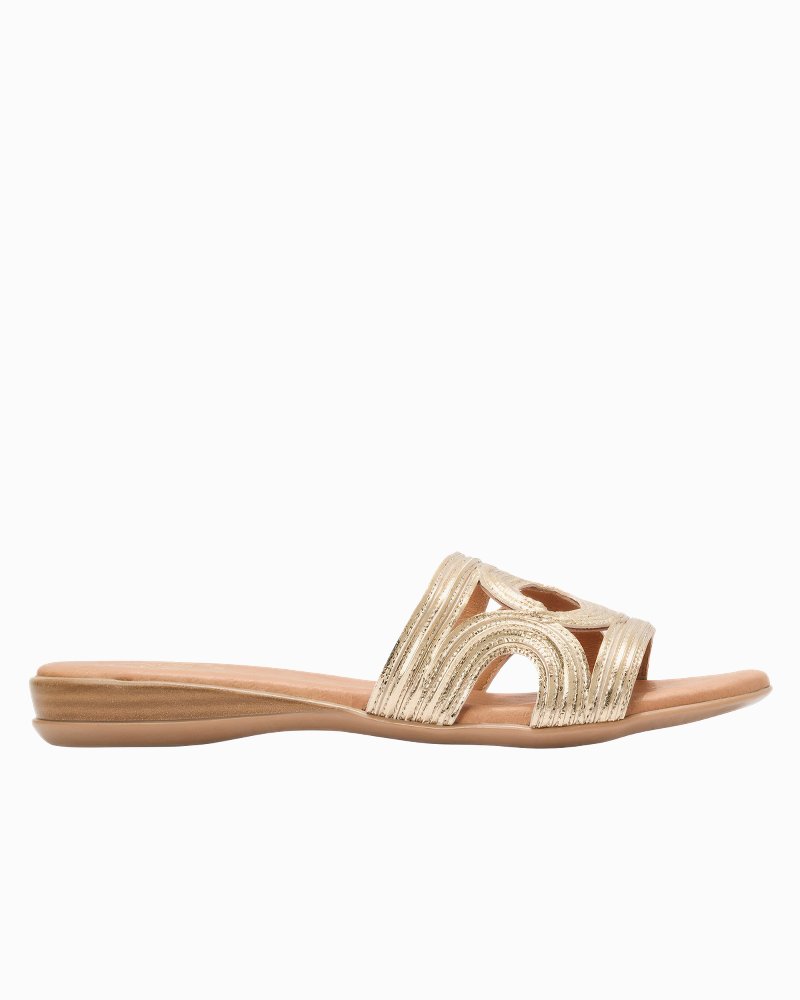 André Assous Nira Featherweights Sandals