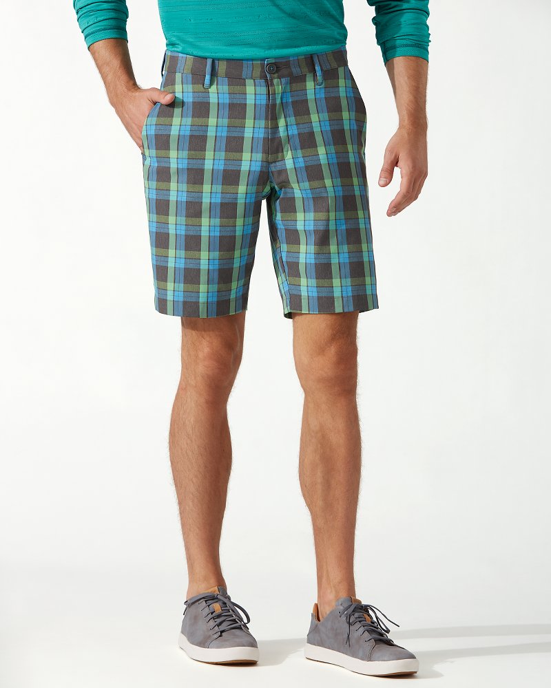 Mens green plaid on sale shorts