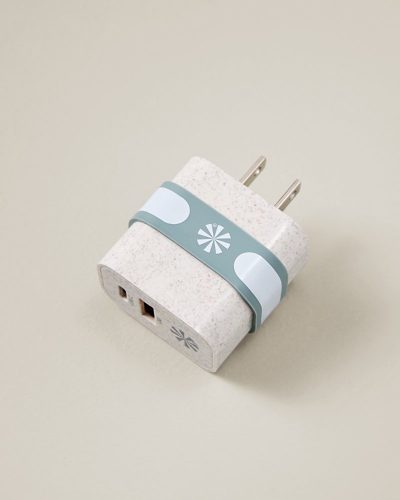 Double Play Eco Power Adapter