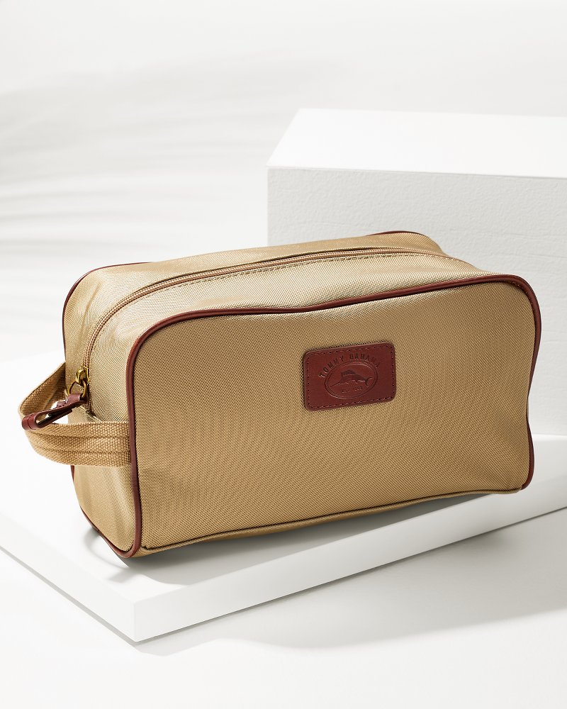 Tommy Bahama Nylon Toiletry Bag