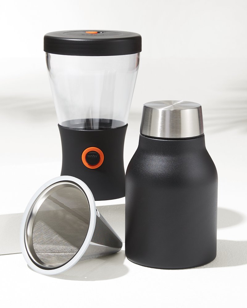 Portable Cold Brew Coffee Maker 34oz Asobu Black