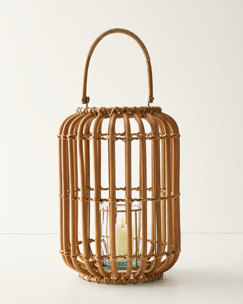 Vilamoura 14-Inch Rattan Lantern