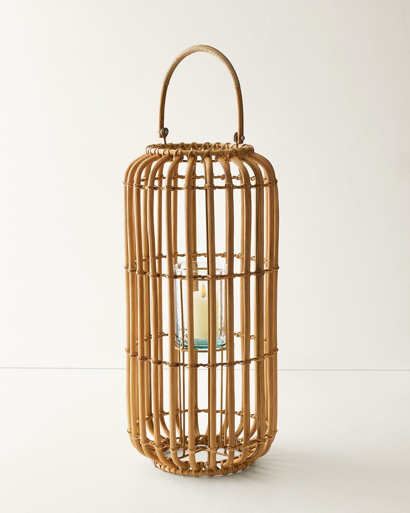 Vilamoura 20-Inch Rattan Lantern