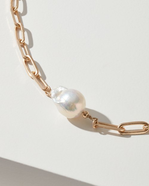 Sunny Days Pearl Chain Necklace