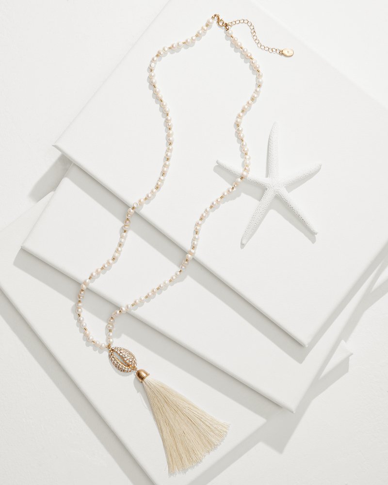 Virgin Gorda Fringe Pendant Necklace