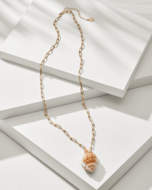 Coastal Treasure Shell Pendant Necklace