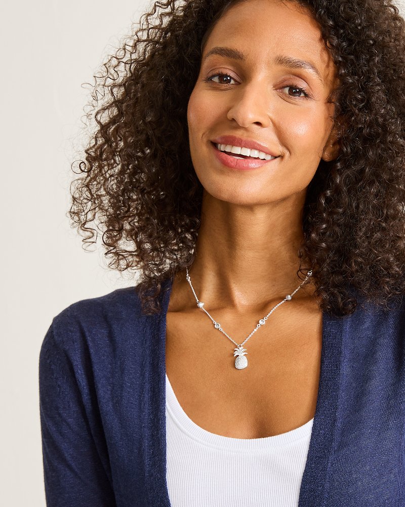 Island Essence Pineapple Pendant Necklace