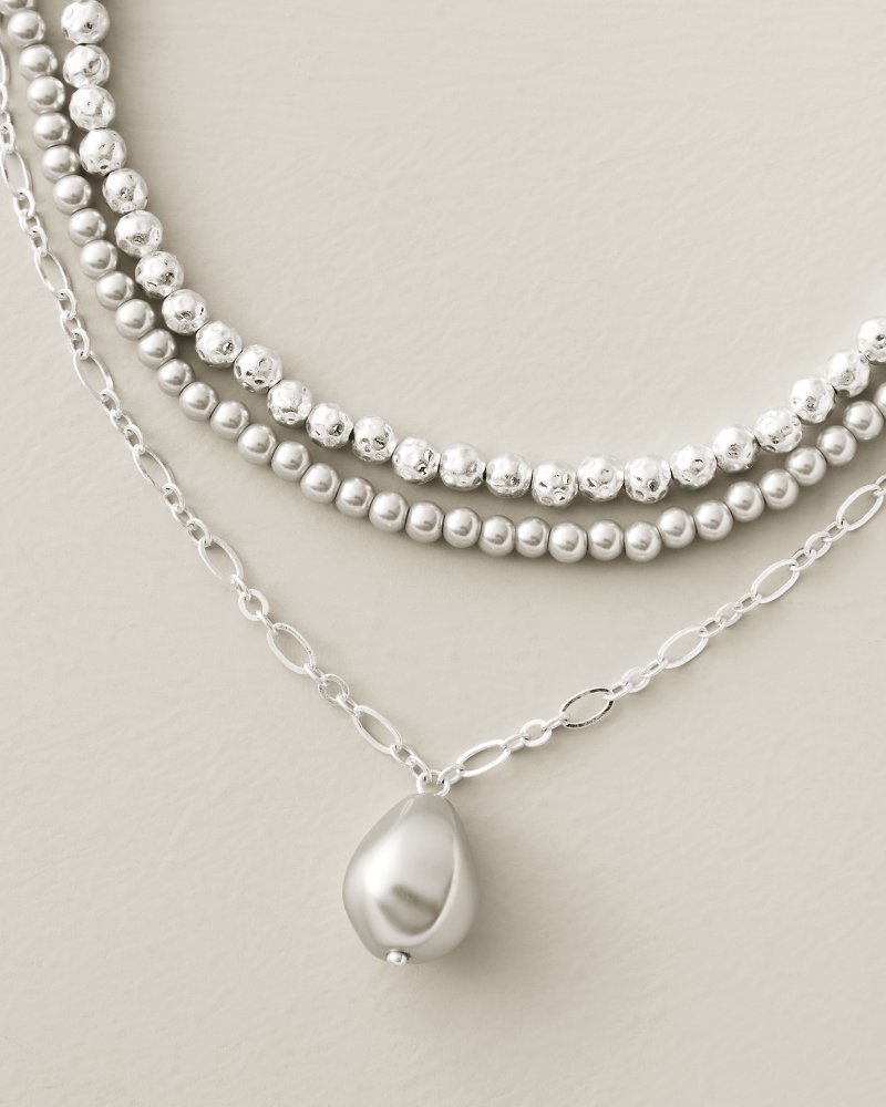 Shimmering Shores Pearl Layered Short Necklace thumbnail 3