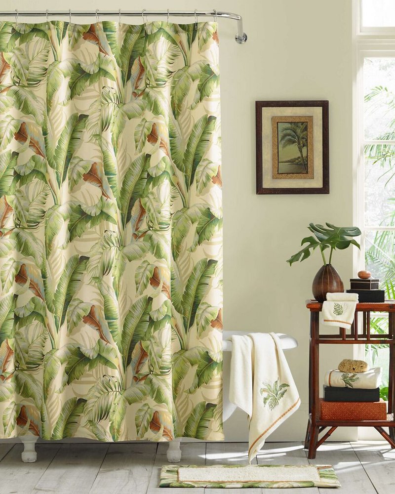 Palmiers Medium Green Shower Curtain