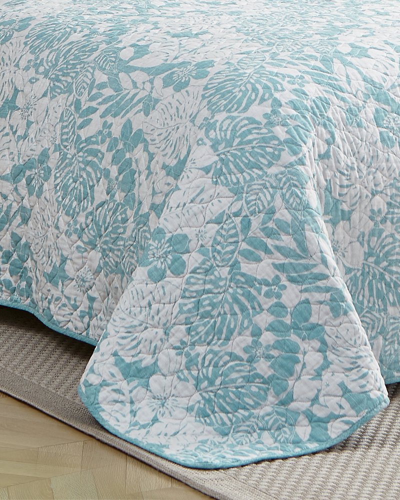 Laguna Beach Reversible 3-Piece Full/Queen Quilt Set thumbnail 5