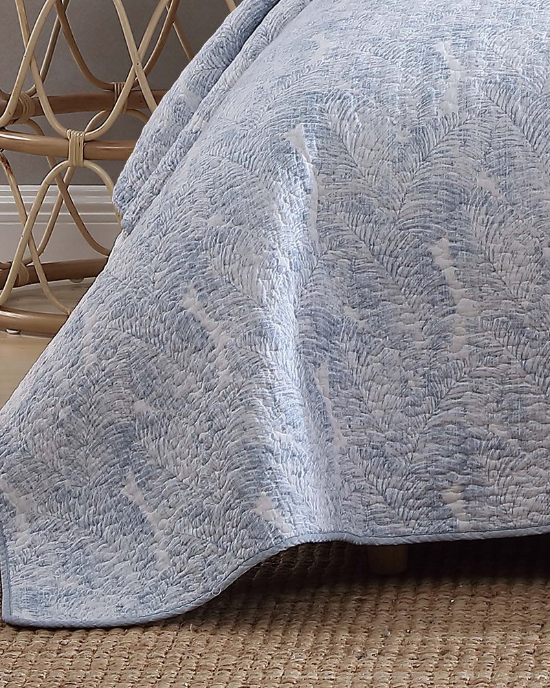 Water Leaves 2-Piece Twin Quilt Set