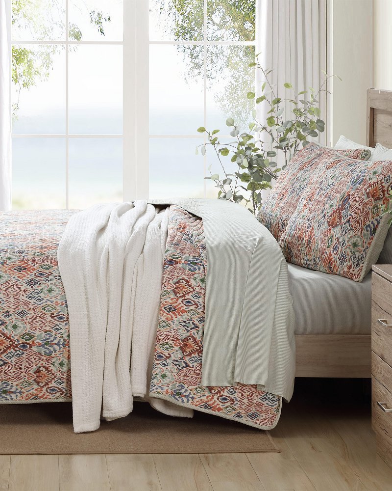 Thumbnail for Ikat Tropics Reversible 3-Piece King Quilt Set