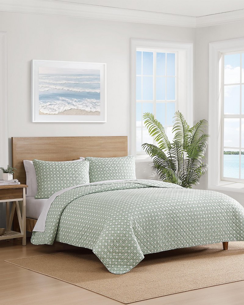 Thumbnail for Diamond Isle Reversible 3-Piece Full/Queen Quilt Set