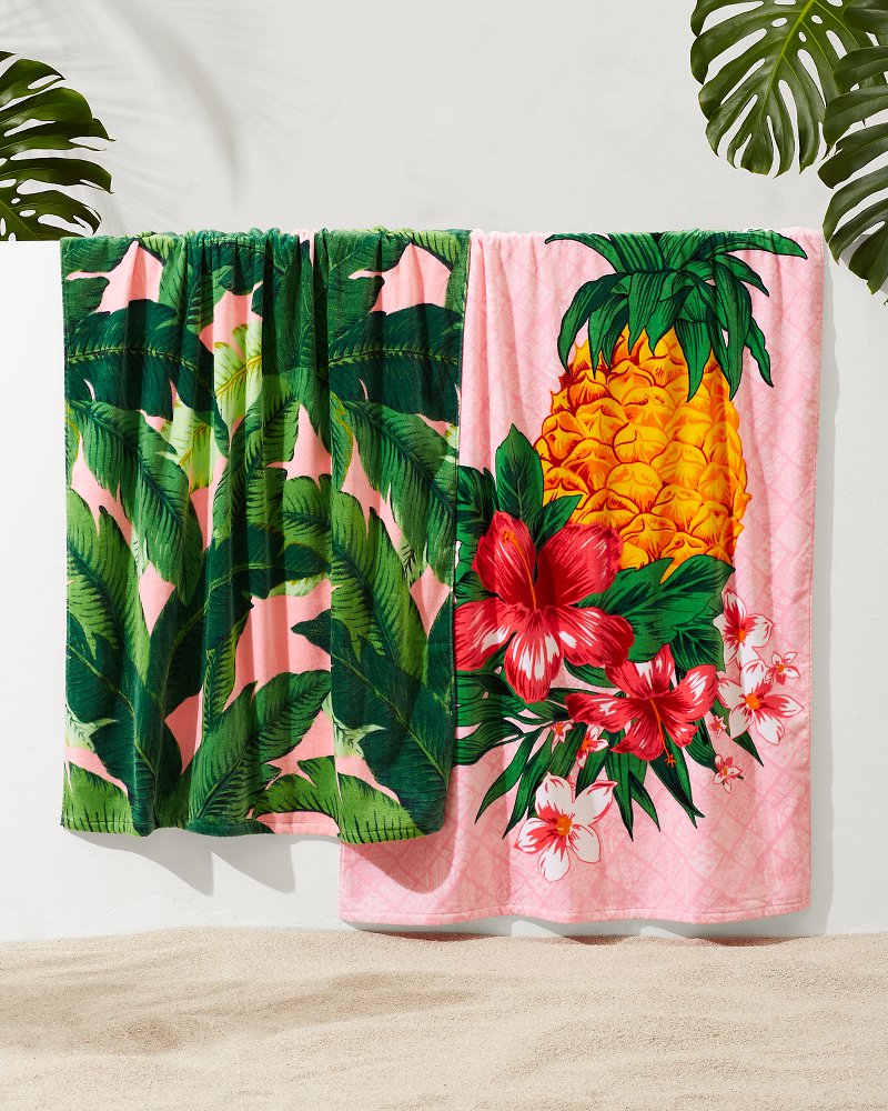 Pineapple Queen & Swaying Fronds Beach Towels — Set of 2