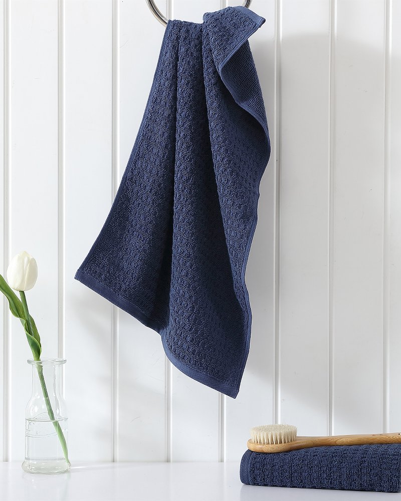 Tommy Bahama Northern Pacific 2-Piece Navy Blue Cotton Hand Towel Set