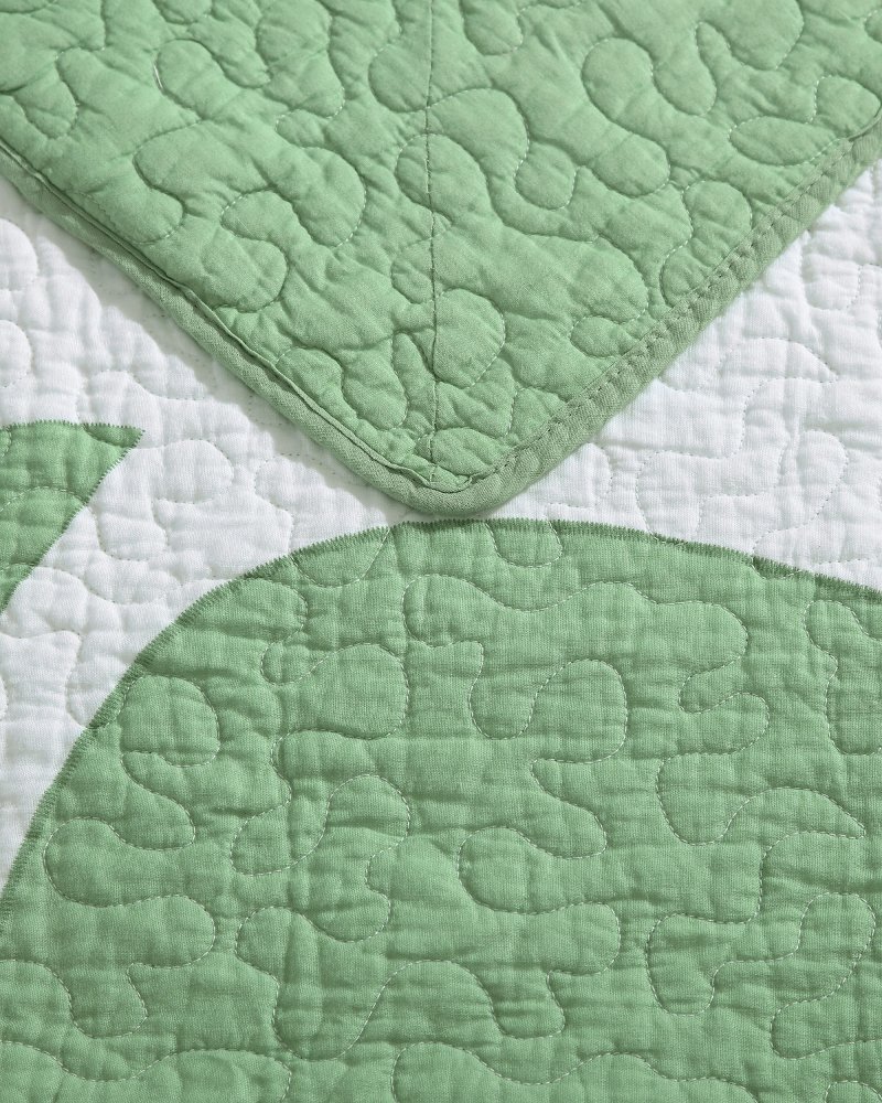 Thumbnail for Molokai Leaf Full/Queen Quilt
