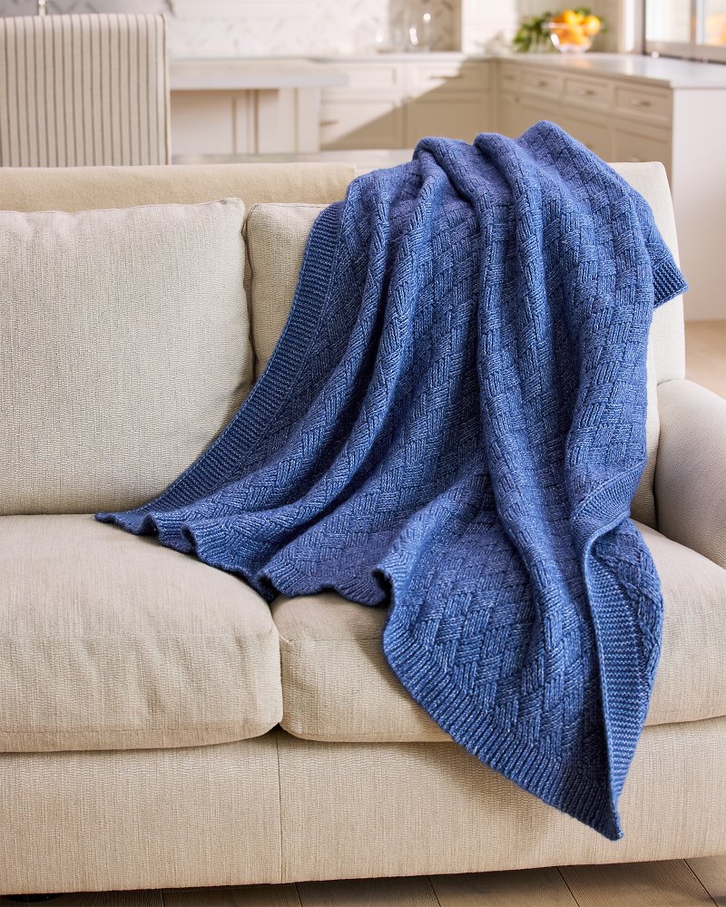 Treillage Blue Knit Throw