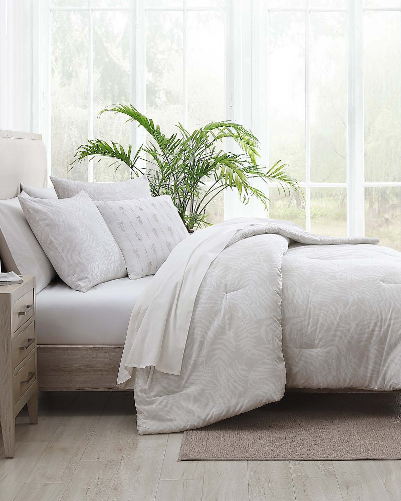 Art Of Palms 8-Piece King Bed Set