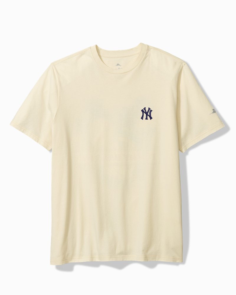 <i>MLB®</i> Fly Ball Club Graphic T-Shirt