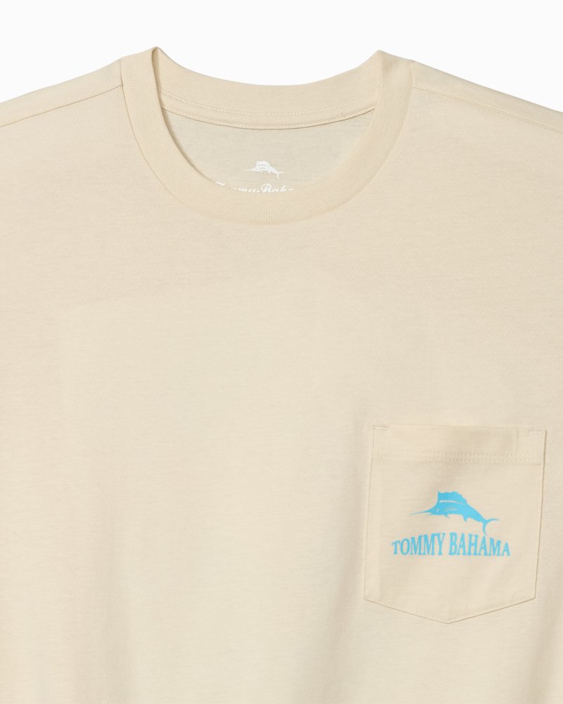 Big Stout Out to All My Peeps Graphic Pocket T-Shirt