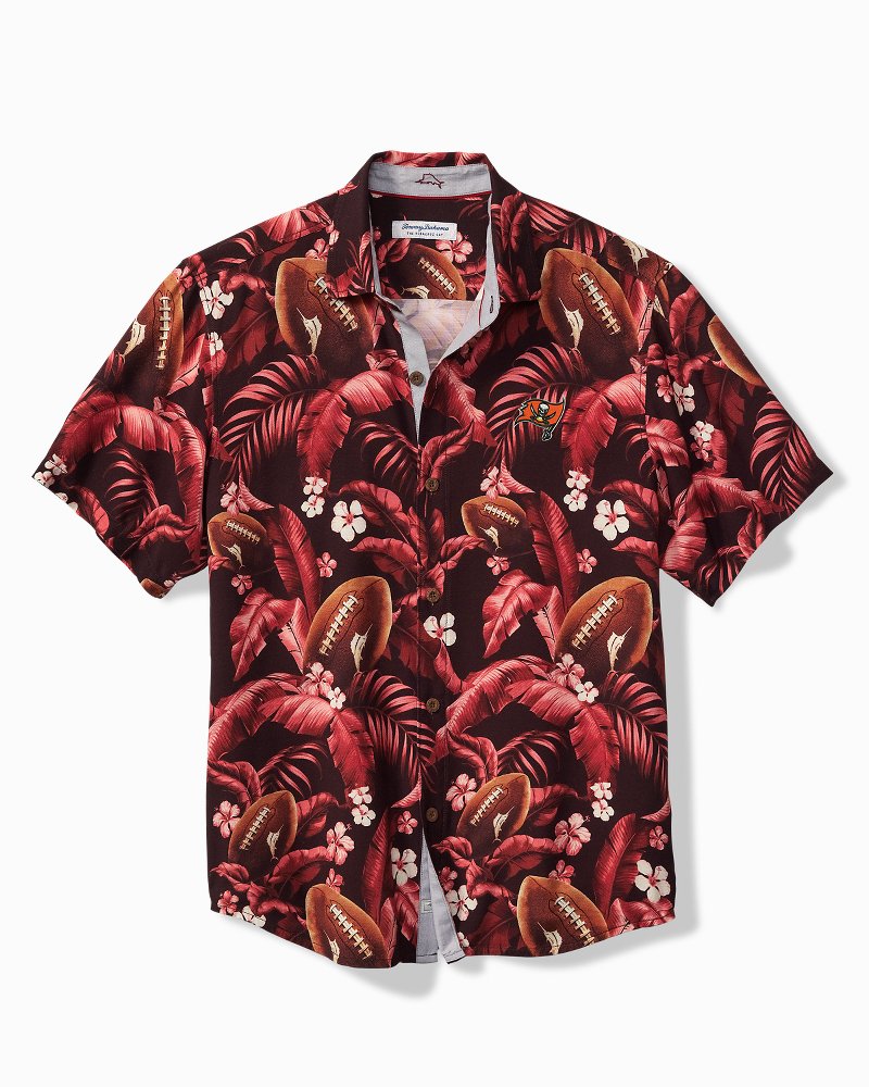 NFL Veracruz Cay First Down Blooms Short-Sleeve Shirt