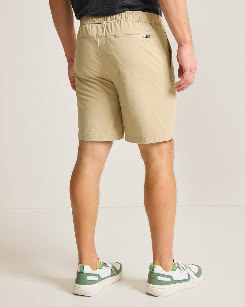 Chip Shot E-Waist IslandZone® 8-Inch Shorts