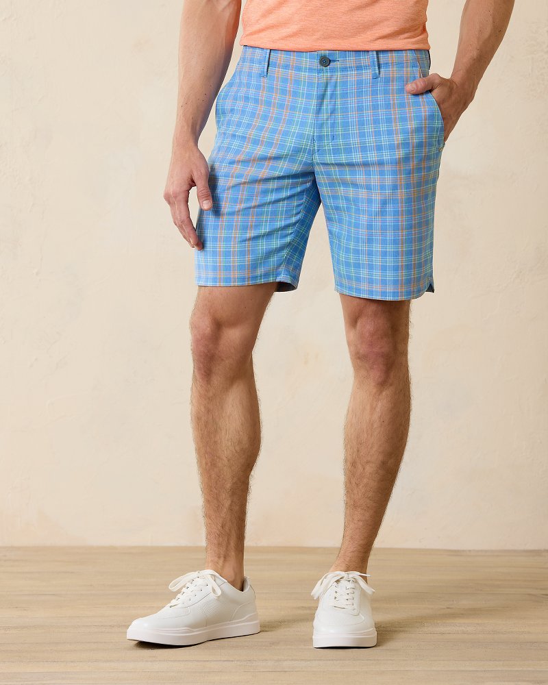 On Par La Vida Check IslandZone® 9-Inch Shorts