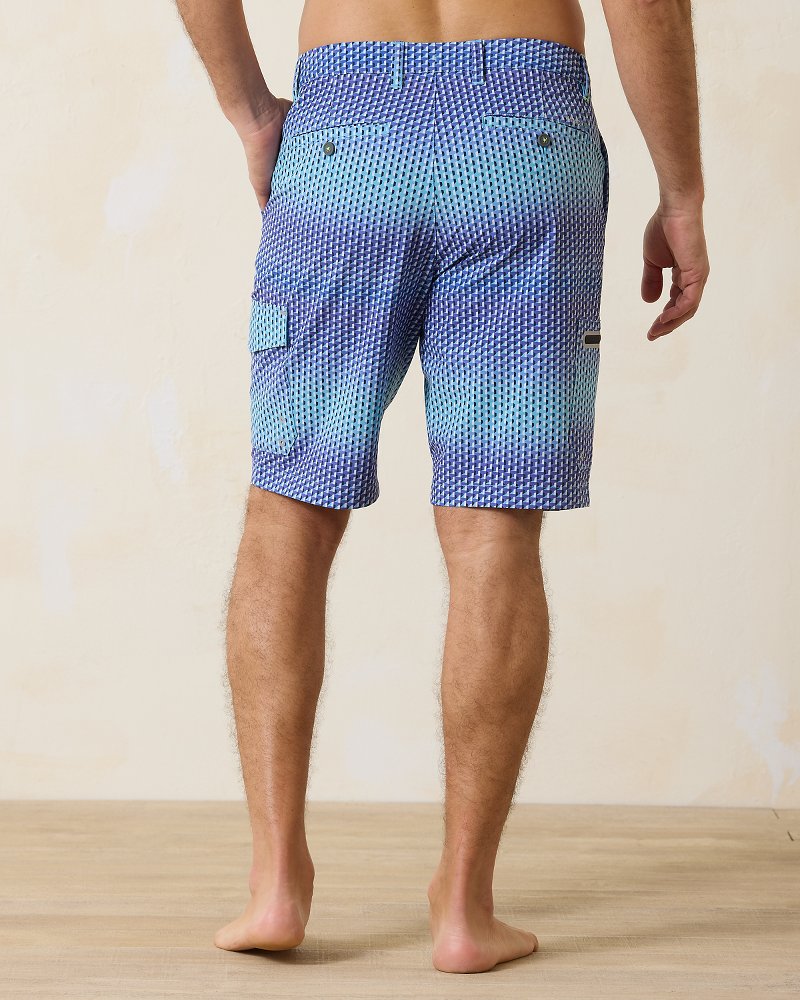 Tommy Bahama - Cayman Pina Block Party IslandZone - Hybrid Swim Shorts 