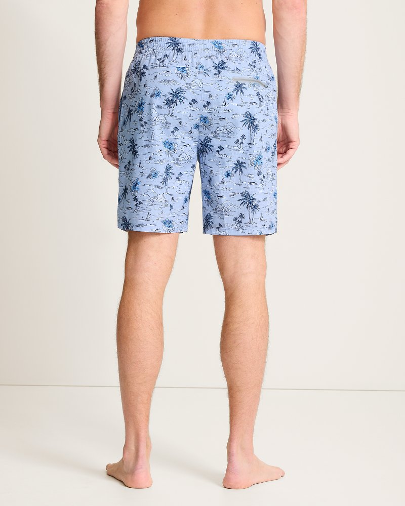 Huntington Beach Views E-Waist Hybrid 8-Inch Shorts