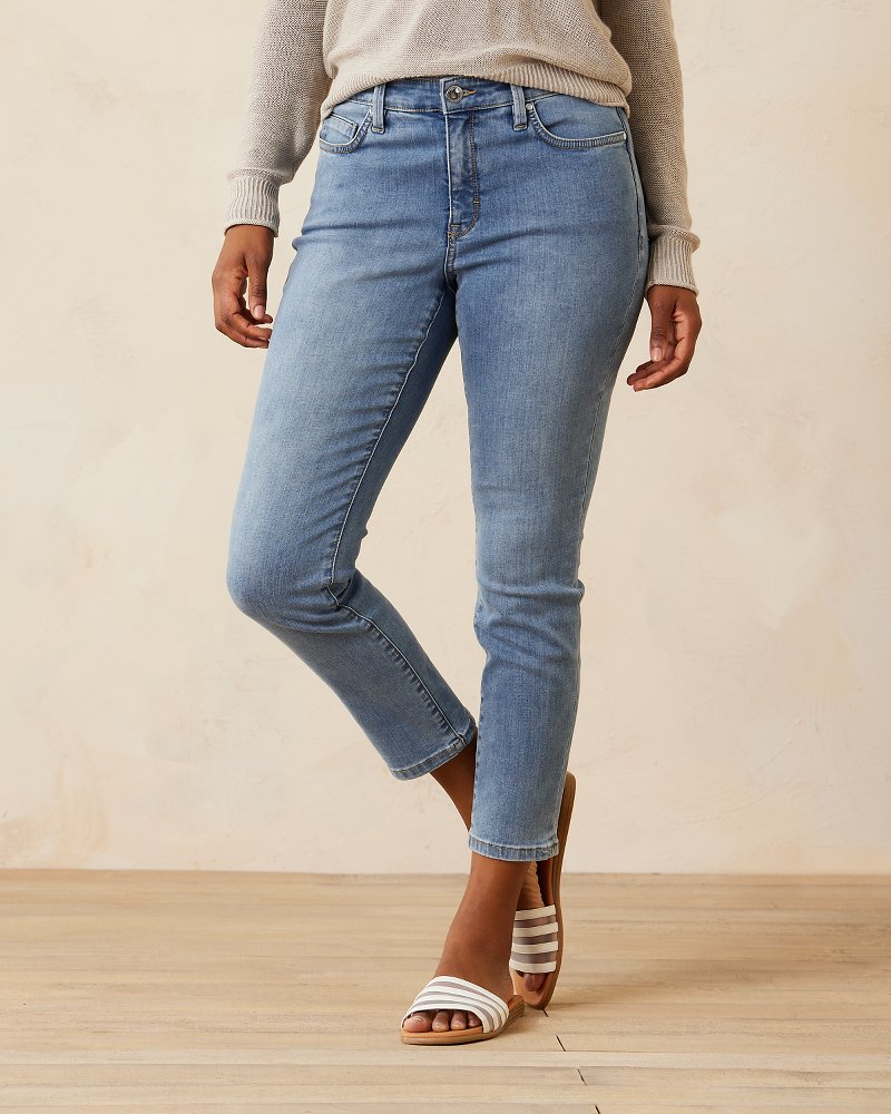 11 Best Low Rise Black Jeans on The Market - Starting at $50 – topsfordays