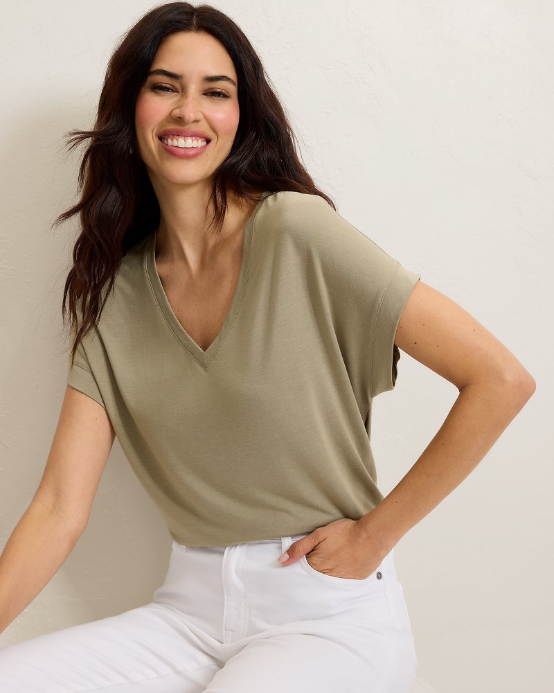 Kauai V-Neck T-Shirt