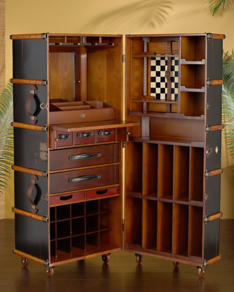 Black Steamer Trunk Bar