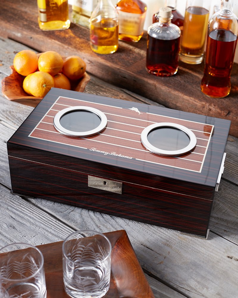 The Island Humidor