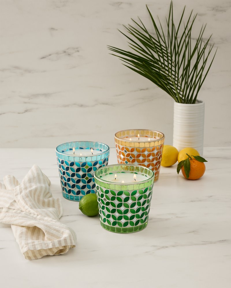 Coconut Oasis Mosaic 26.5-oz. 3-Wick Candle thumbnail 4