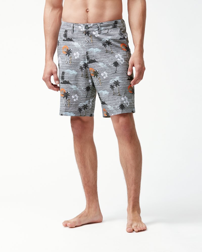 Cayman Hula Sunset 9-Inch Hybrid Board Shorts